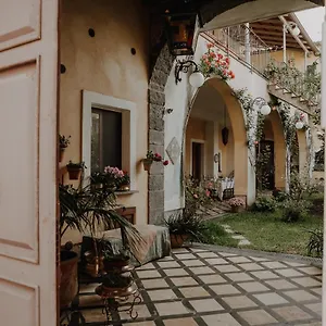  Bed & Breakfast La Baronessa